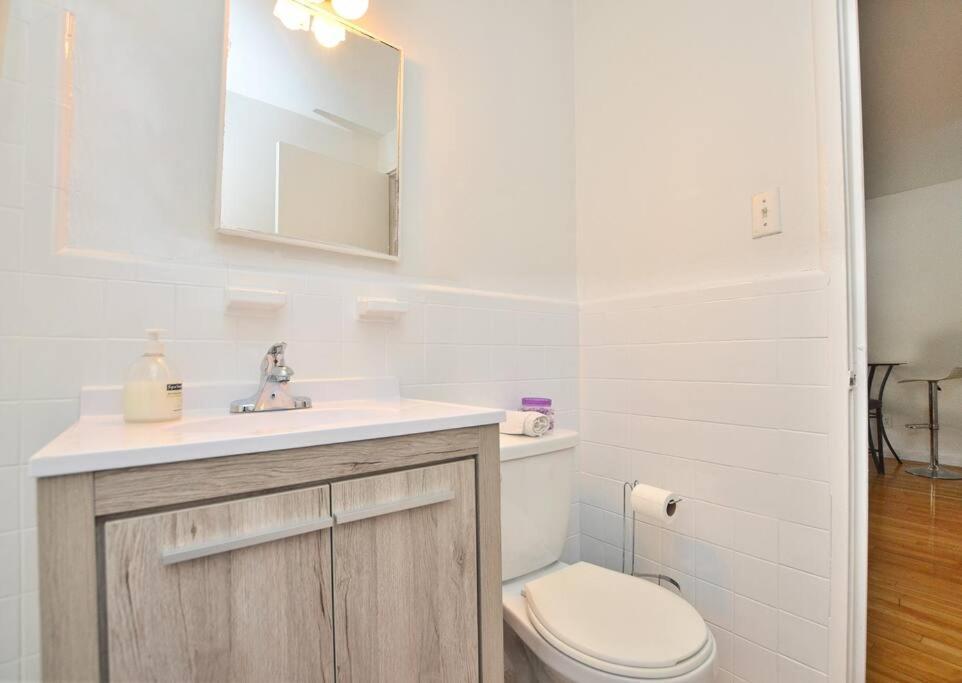 Coquette 3.5 Pour 4 Personnes Apartman Montréal Kültér fotó